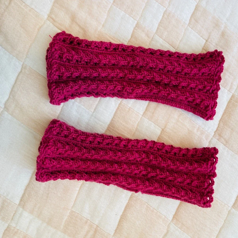 NEW Handmade Magenta Pink Knit Fingerless Gloves Cable Pointelle Wrist Warmers